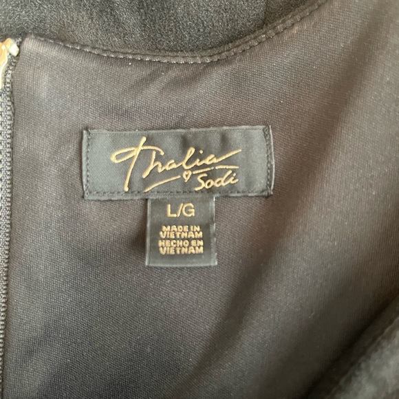 Thalia Sodi Faux Suede Sleeveless Sheath w/Laser Cut Hem in Black, Size Large - Picture 8 of 8